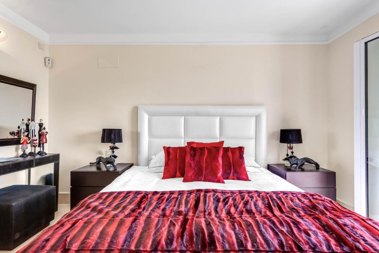 Yolo Spaces - Sotogrande - Puerto Boutique Apartment Eksteriør bilde
