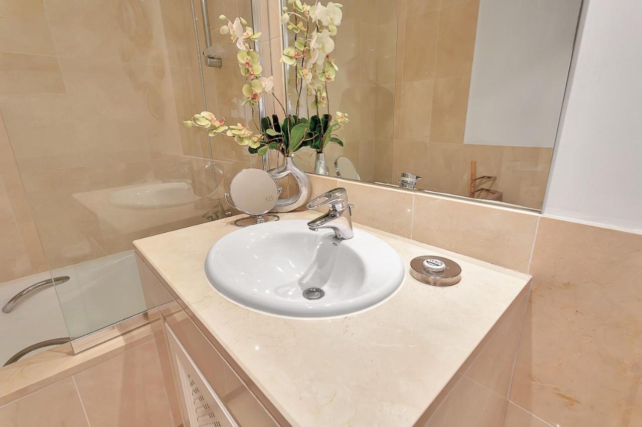 Yolo Spaces - Sotogrande - Puerto Boutique Apartment Eksteriør bilde