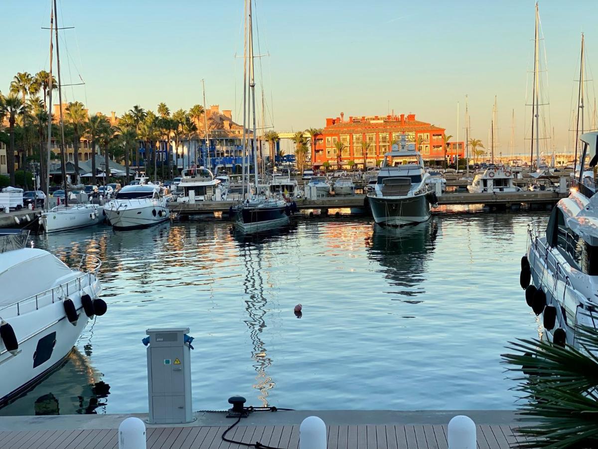 Yolo Spaces - Sotogrande - Puerto Boutique Apartment Eksteriør bilde